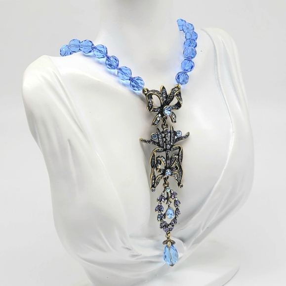 Heidi Daus Aquamarine Swarovski Crystal Art Nouveau Bows + Ribbons Necklace - Picture 6 of 13